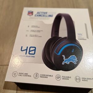 Detroit Lions Black and Blue Wireless Headphones